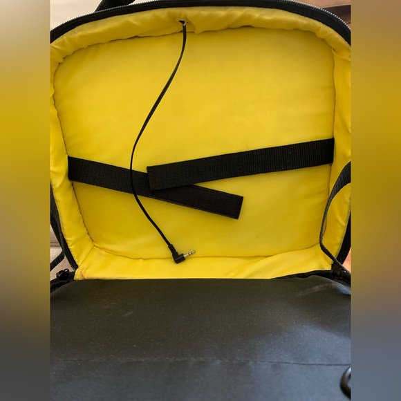 Computer case - Picture 4 of 11